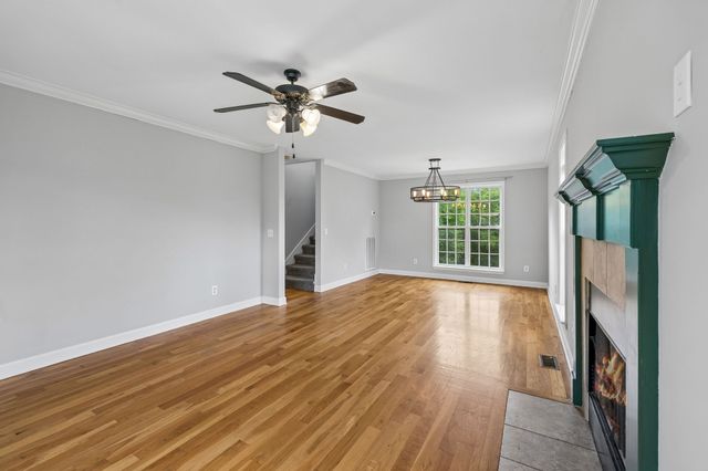 2258 Eastover Rd, Lebanon, TN 37090