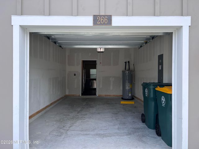 266 ARALIA Lane, Jacksonville, FL 32216