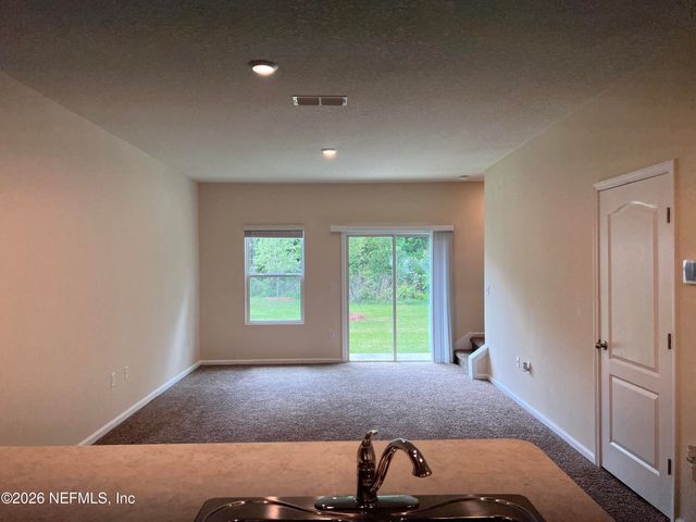 266 ARALIA Lane, Jacksonville, FL 32216