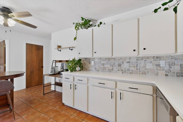 1277 Calle La Mirada, Santa Fe, NM 87507