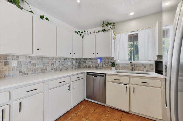 1277 Calle La Mirada, Santa Fe, NM 87507