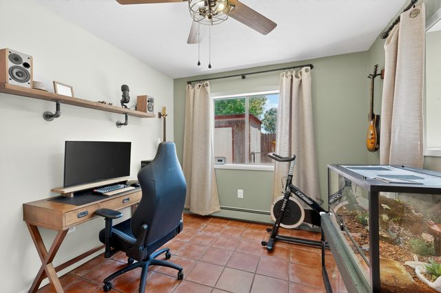 1277 Calle La Mirada, Santa Fe, NM 87507