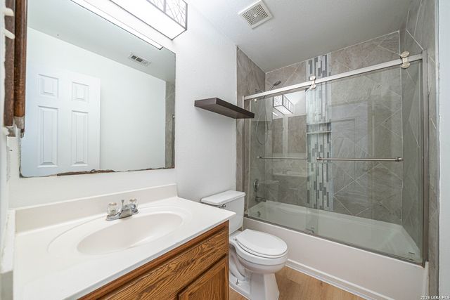 8011 SEATIDE VIS, San Antonio, TX 78249