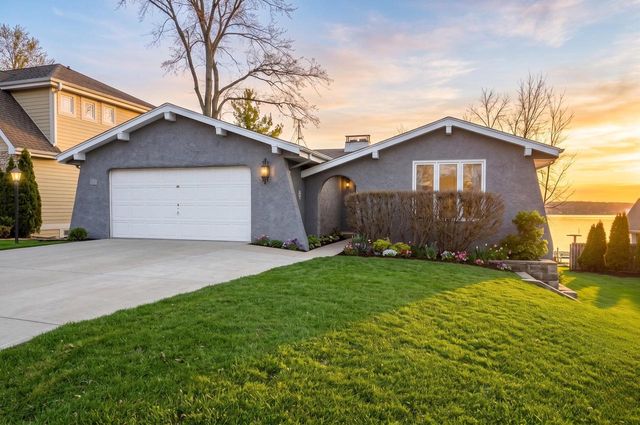 W183S7682 Kingston DRIVE, Muskego, WI 53150