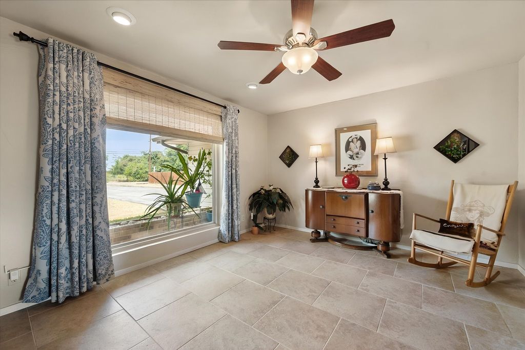 1032 E Enon Avenue, Everman, TX 76140 — photo 3