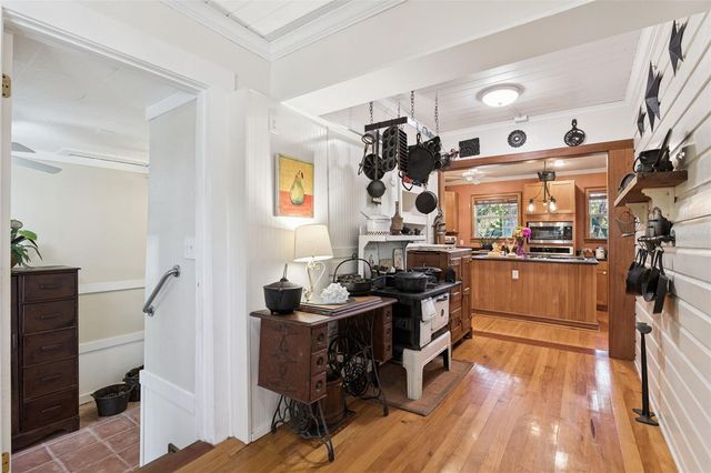 932 S RIVERSIDE DRIVE, Edgewater, FL 32132