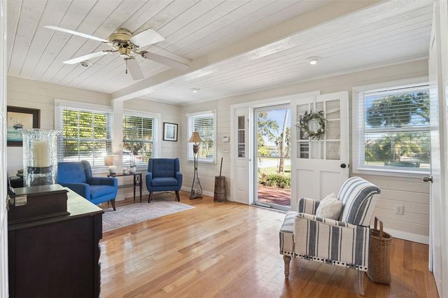 932 S RIVERSIDE DRIVE, Edgewater, FL 32132