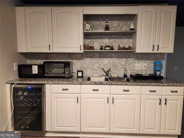 2785 Shoemaker Lane, Snellville, GA 30039