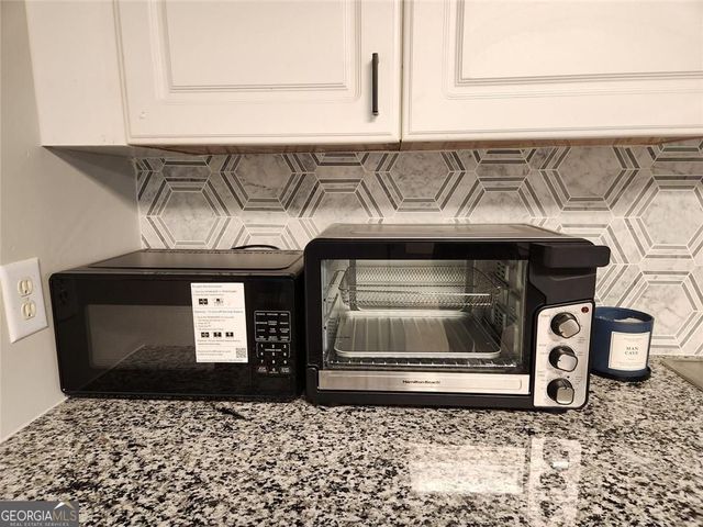 2785 Shoemaker Lane, Snellville, GA 30039