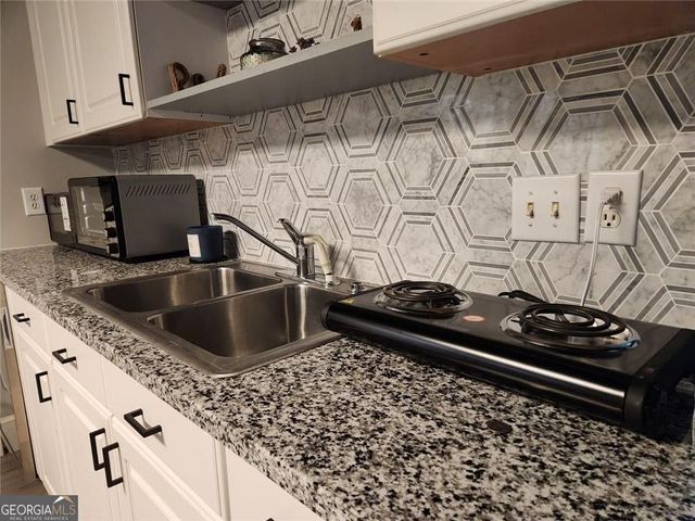 2785 Shoemaker Lane, Snellville, GA 30039