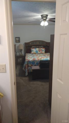 618 Prospect Road, Hurt, VA 24563