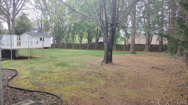 618 Prospect Road, Hurt, VA 24563