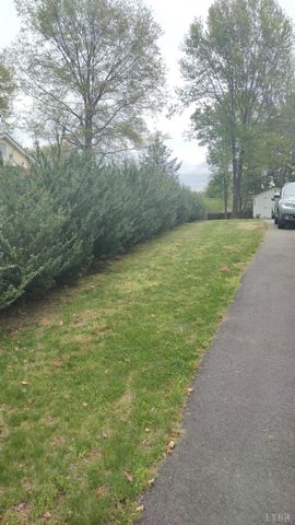 618 Prospect Road, Hurt, VA 24563