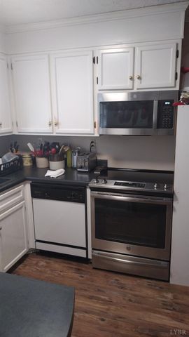 618 Prospect Road, Hurt, VA 24563