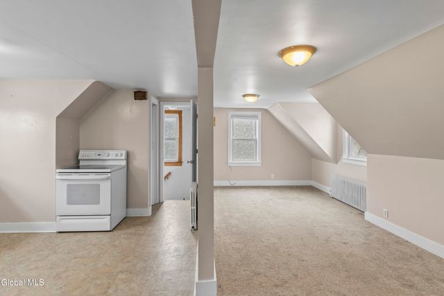 3011 Broadway, Rotterdam, NY 12306