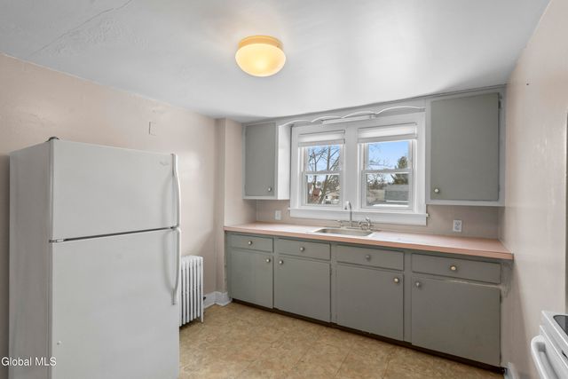 3011 Broadway, Rotterdam, NY 12306