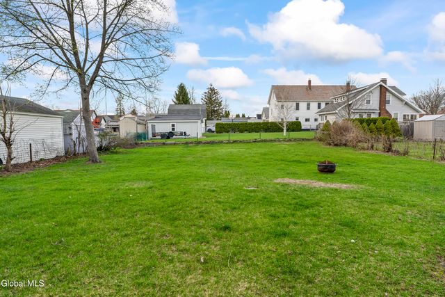 3011 Broadway, Rotterdam, NY 12306