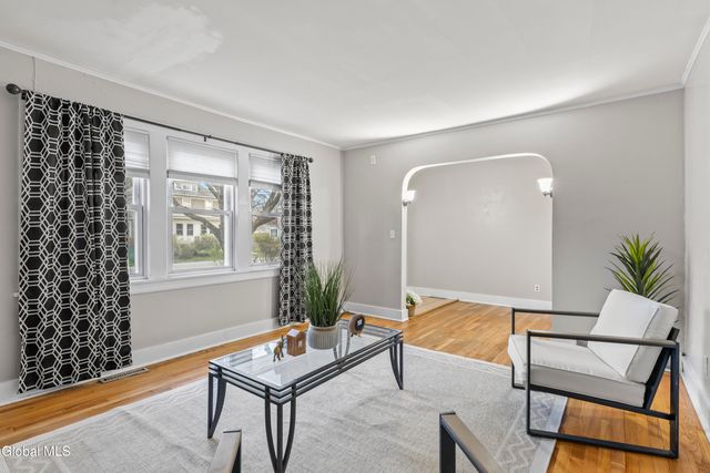 3011 Broadway, Rotterdam, NY 12306