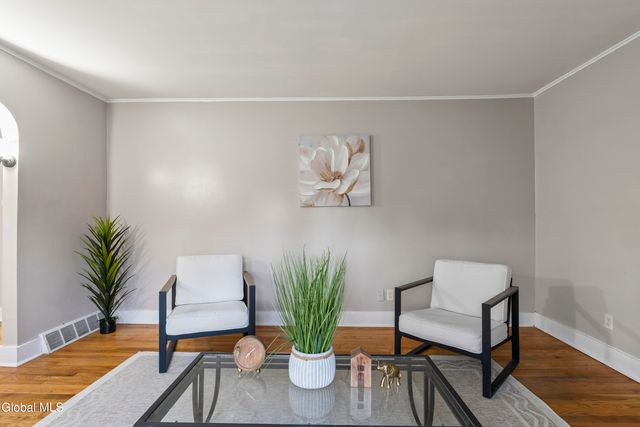 3011 Broadway, Rotterdam, NY 12306