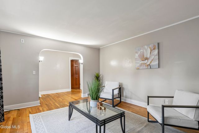 3011 Broadway, Rotterdam, NY 12306