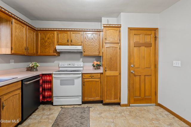 3011 Broadway, Rotterdam, NY 12306