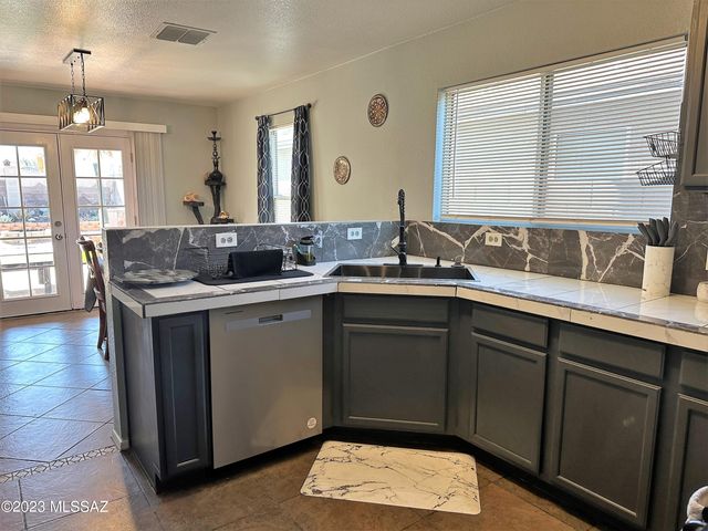 6114 S Earp Wash Lane, Tucson, AZ 85706