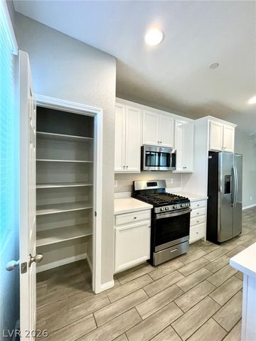 702 Cottonwood Hill Place, Henderson, NV 89011