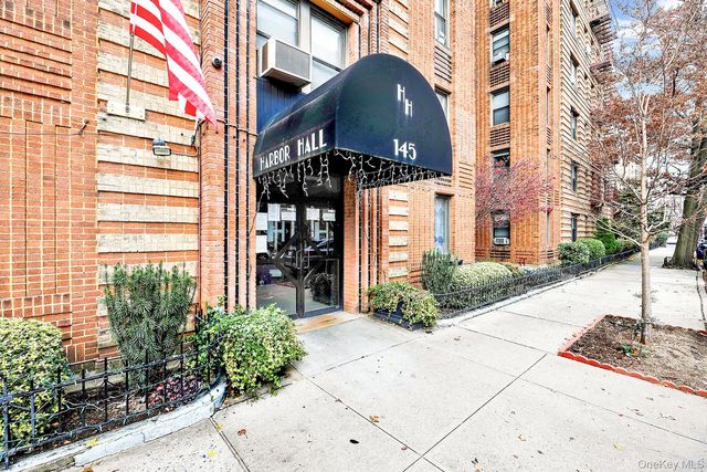 145 95th Street D6, Brooklyn, NY 11209