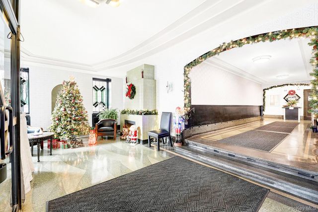 145 95th Street D6, Brooklyn, NY 11209