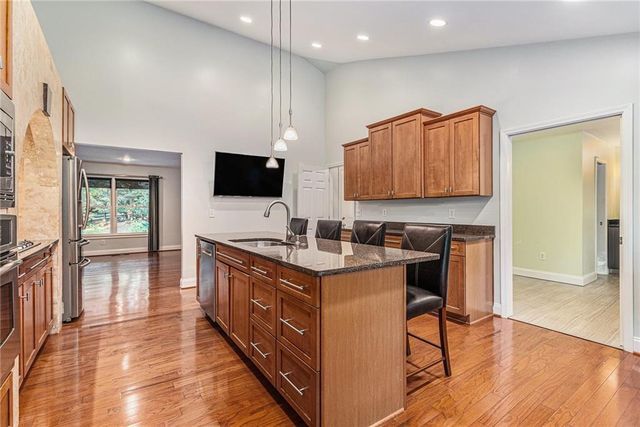 3600 CEDAR KNOLL Drive, Roswell, GA 30076