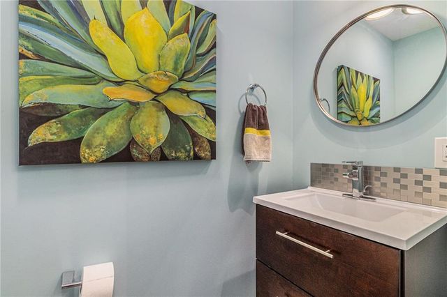 3600 CEDAR KNOLL Drive, Roswell, GA 30076