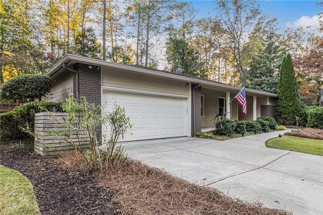 3600 CEDAR KNOLL Drive, Roswell, GA 30076