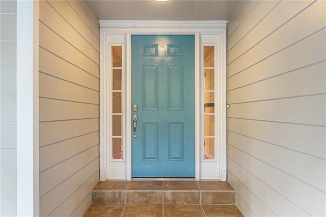 3600 CEDAR KNOLL Drive, Roswell, GA 30076