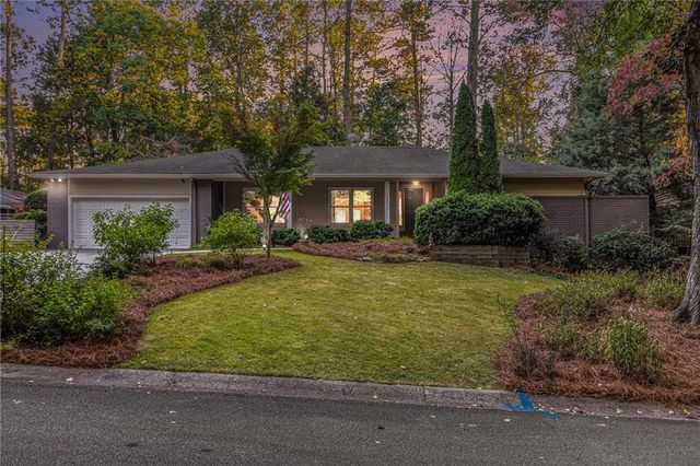 3600 CEDAR KNOLL Drive, Roswell, GA 30076