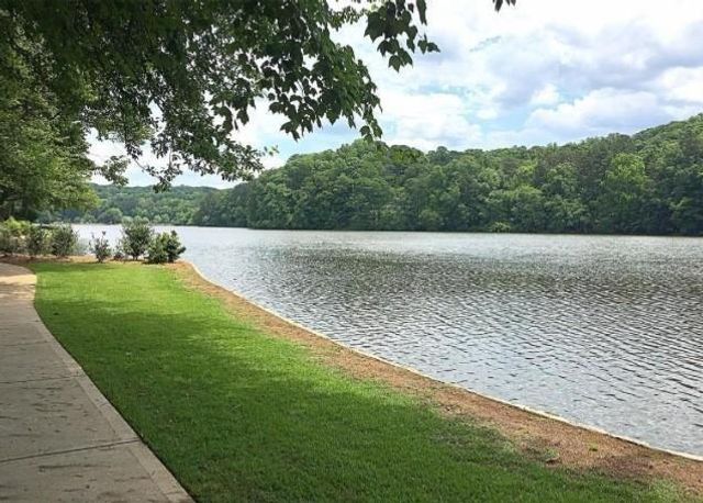 3600 CEDAR KNOLL Drive, Roswell, GA 30076