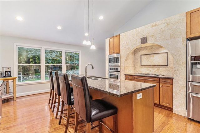 3600 CEDAR KNOLL Drive, Roswell, GA 30076