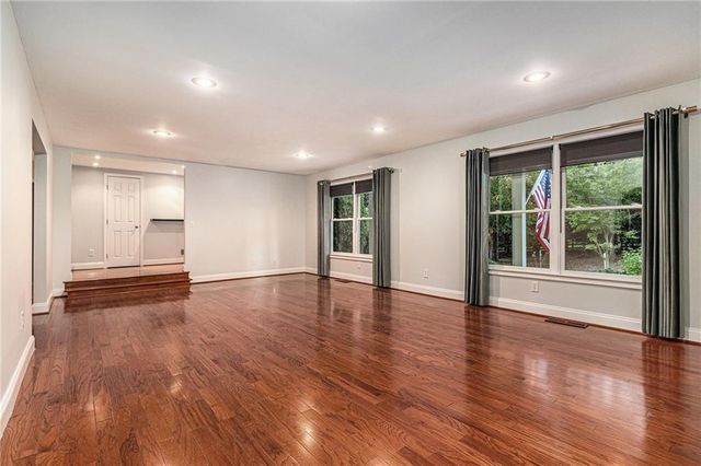 3600 CEDAR KNOLL Drive, Roswell, GA 30076