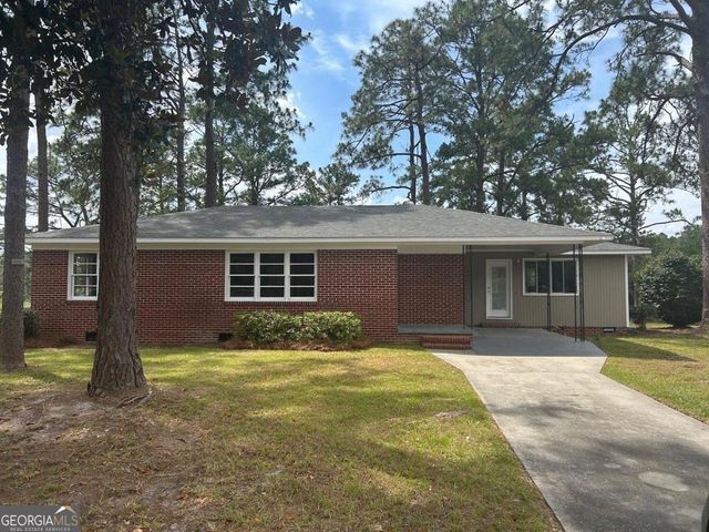 843 Prosperity Drive, Swainsboro, GA 30401