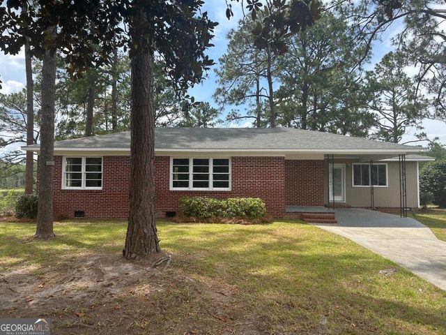843 Prosperity Drive, Swainsboro, GA 30401