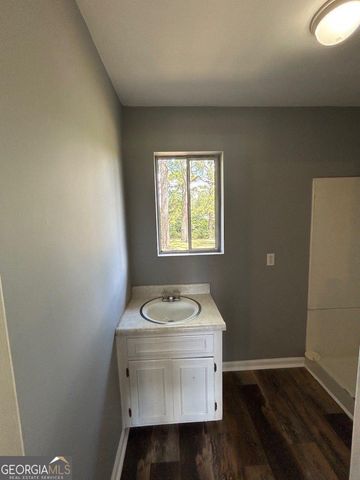 843 Prosperity Drive, Swainsboro, GA 30401
