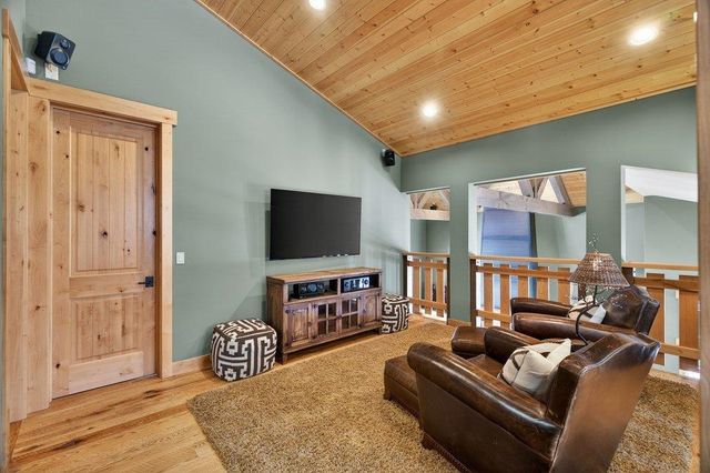 15043 Wolfgang Road, Truckee, CA 96161