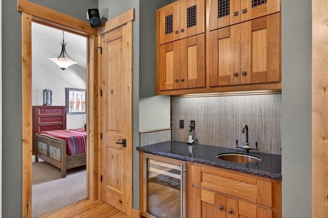 15043 Wolfgang Road, Truckee, CA 96161