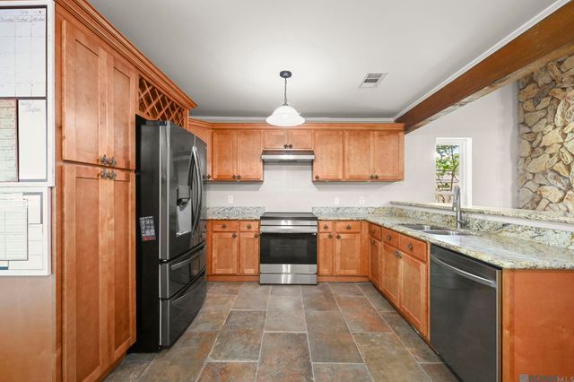 7613 President Dr, Baton Rouge, LA 70817