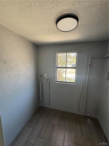 6107 Avenue A, Mission, TX 78574