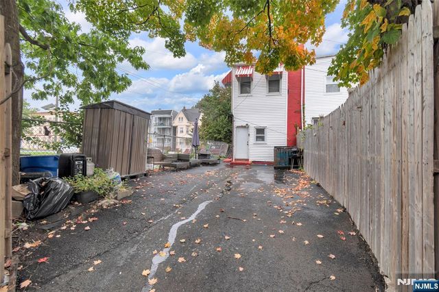 240 N 19th Street, East Orange, NJ 07017