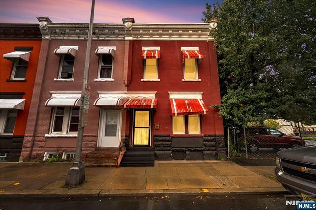 240 N 19th Street, East Orange, NJ 07017