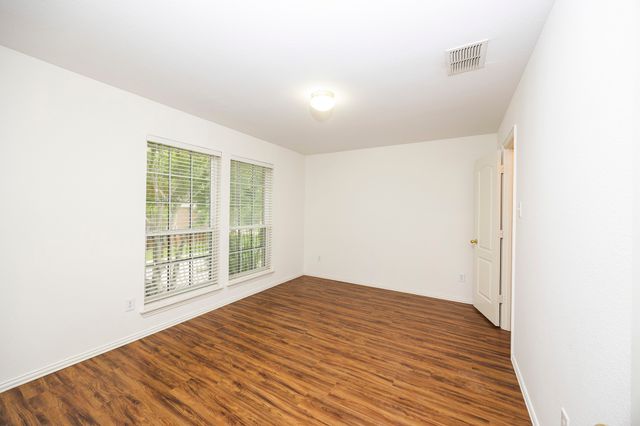 3103 Kingsbury Drive, Richardson, TX 75082