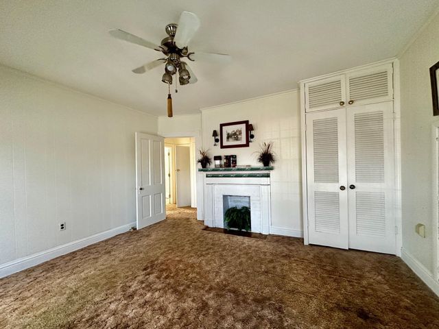 1108 WHITEHAVEN LN, Memphis, TN 38116