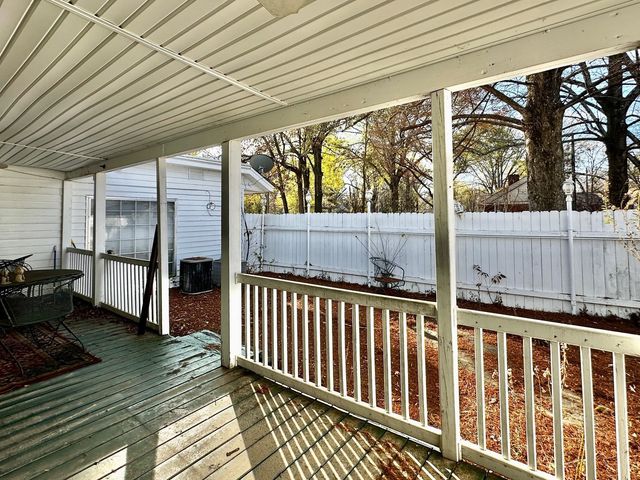 1108 WHITEHAVEN LN, Memphis, TN 38116