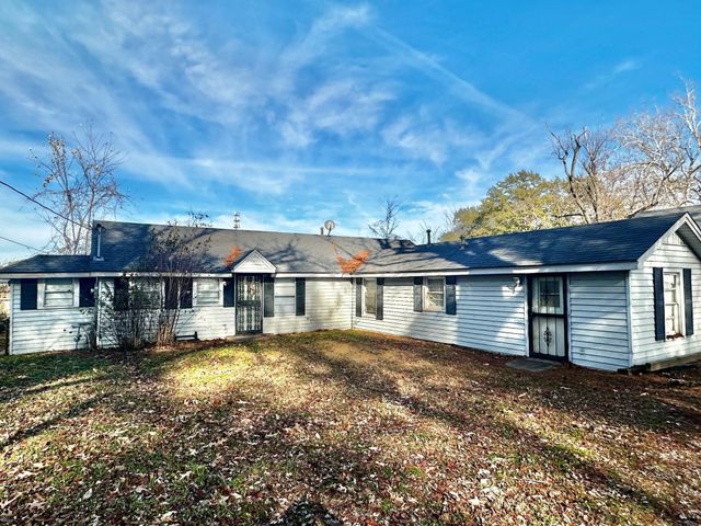 1108 WHITEHAVEN LN, Memphis, TN 38116